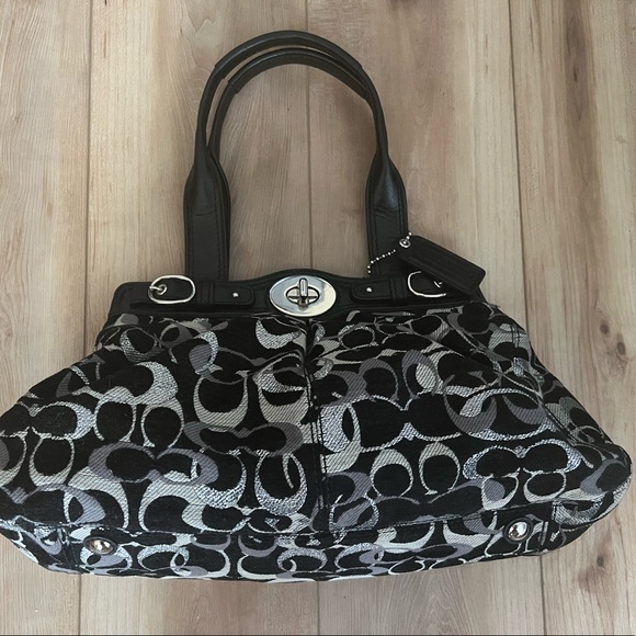 COACH bag: Rare design in excellent shape - Picture 3 of 8